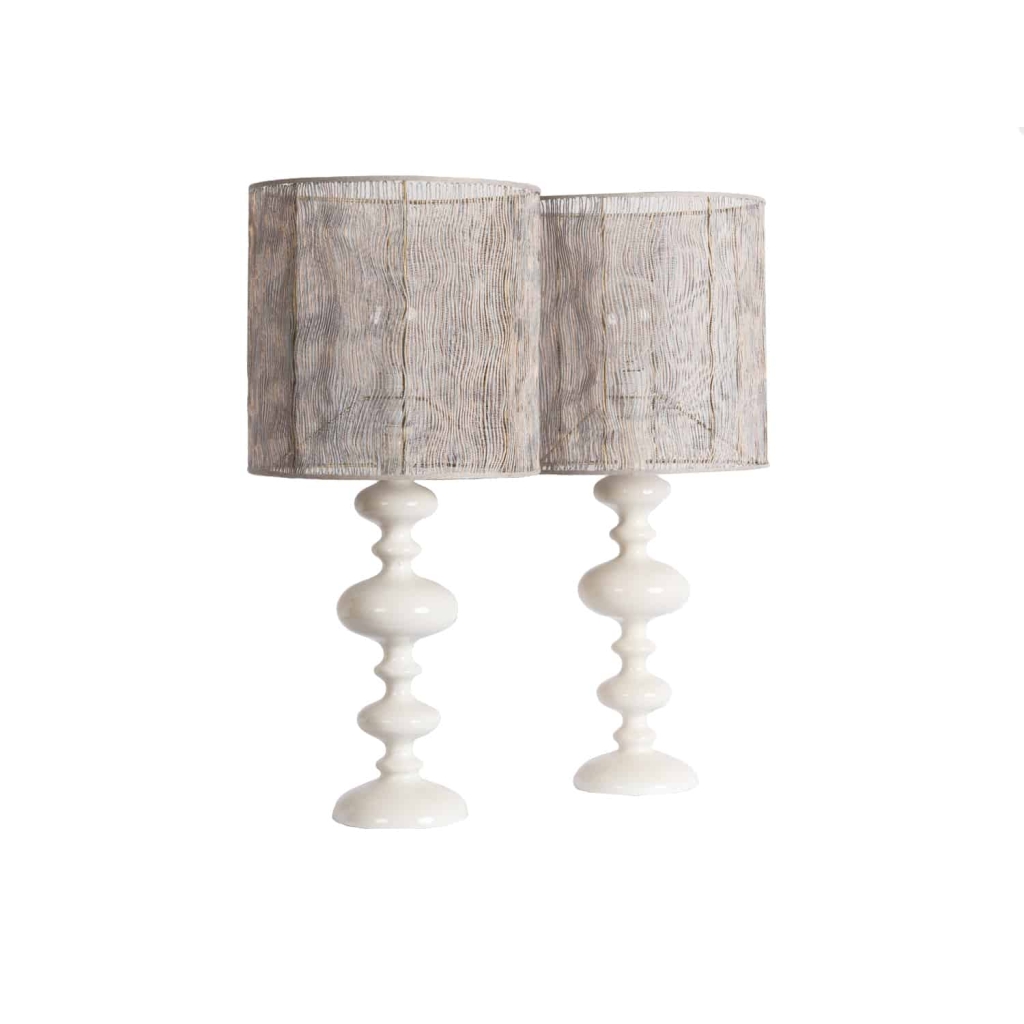 Paire de lampes en bois tourné laqué blanc, années 1960 | Biron ||||