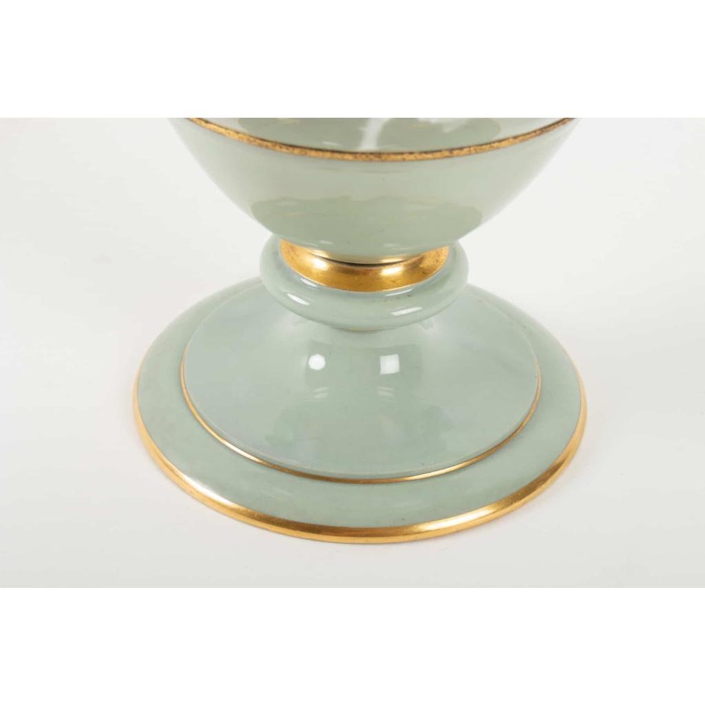 Rare vase en porcelaine de Sèvres, en pâte caméléon, céramique XIXème | Biron Rare vase en porcelaine de Sèvres, en pâte caméléon, céramique XIXème