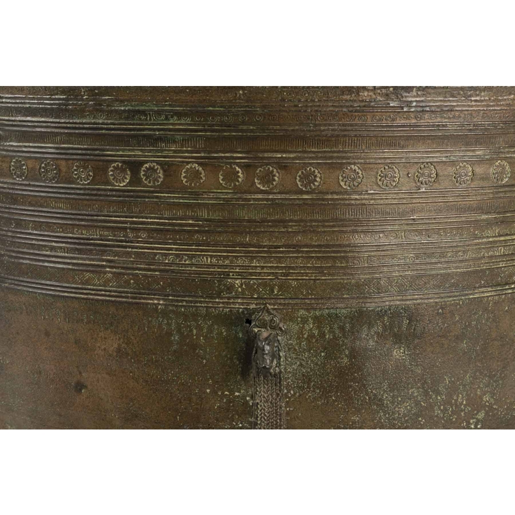 Tambour de bronze type Heger III Laos 19e siècle | Biron Tambour de bronze type Heger III Laos 19e siècle