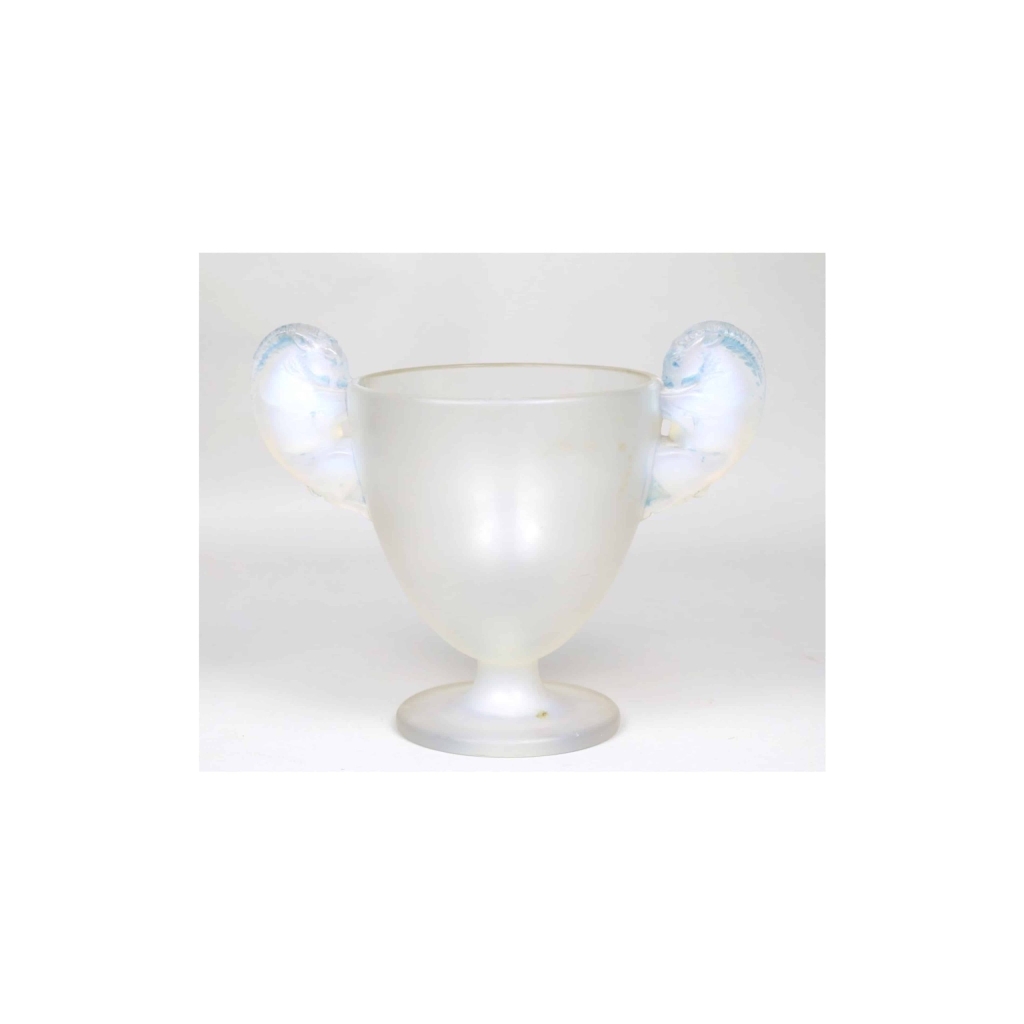 René Lalique Vase « Béliers » en verre opalescent | Biron ||||||