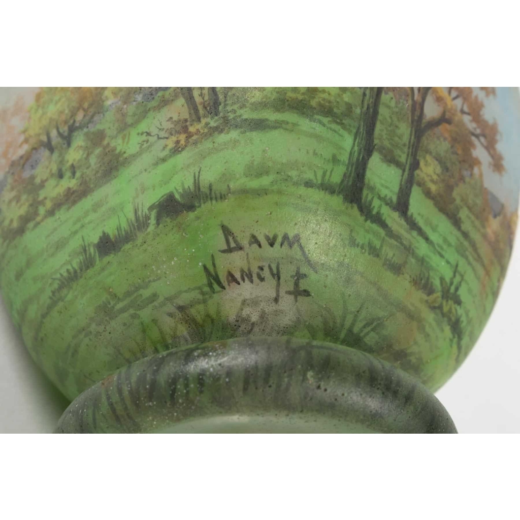 Vase signé DAUM Nancy | Biron Vase signé DAUM Nancy