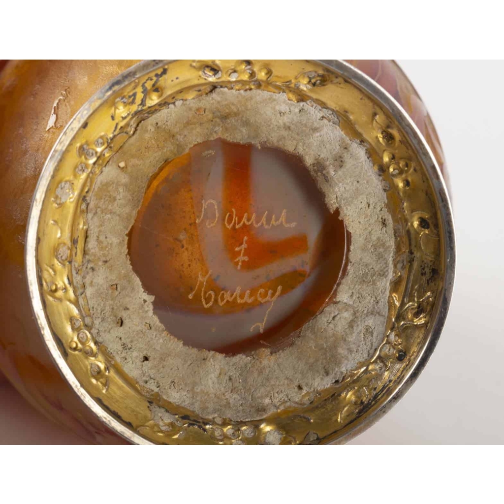 Vase de DAUM NANCY AUX AUBEPINES SUR PIED EN ARGENT
