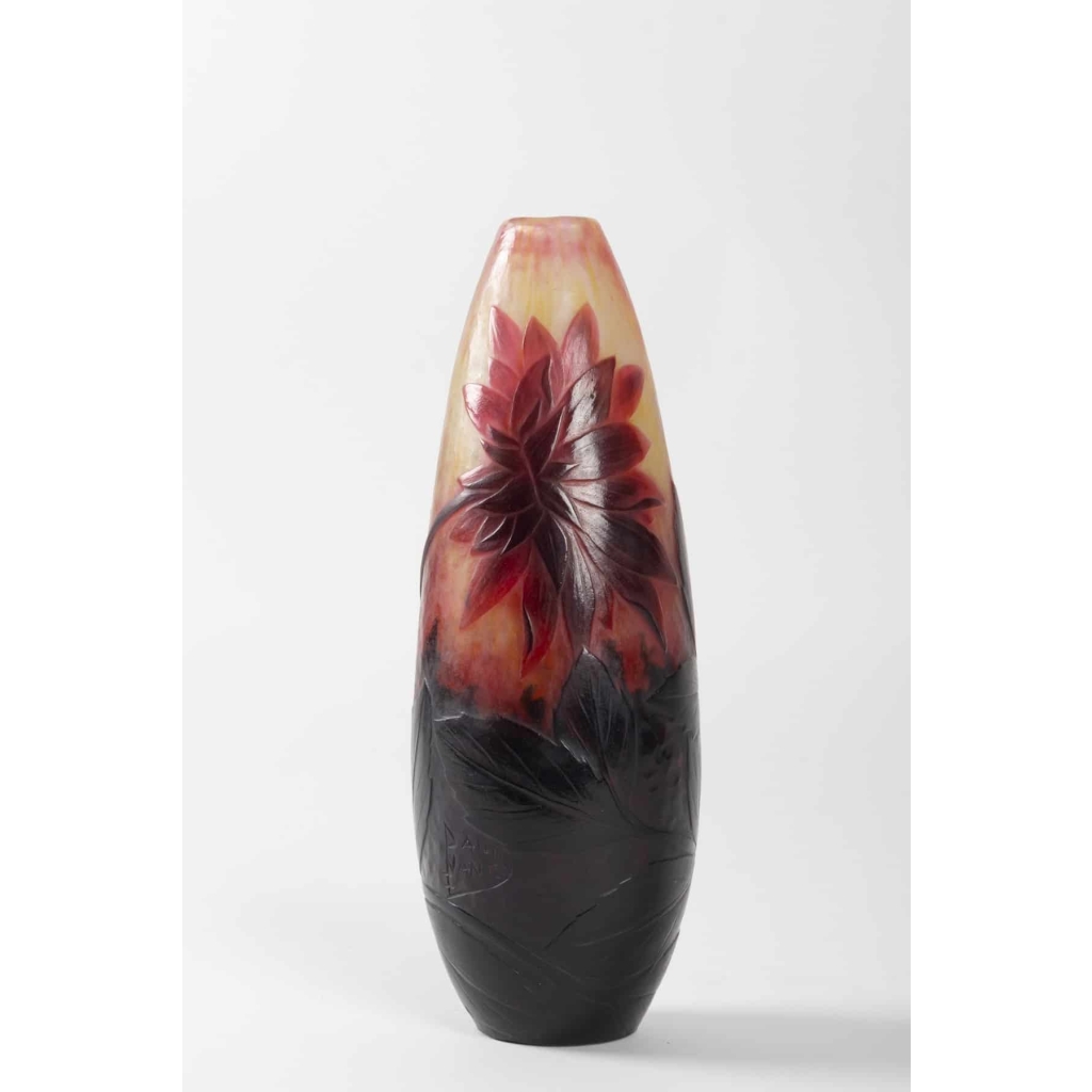 Vase de DAUM Nancy aux Dahlias époque 1900