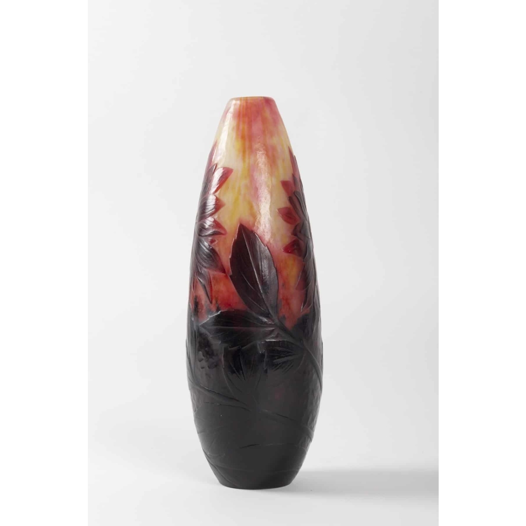 Vase de DAUM Nancy aux Dahlias époque 1900