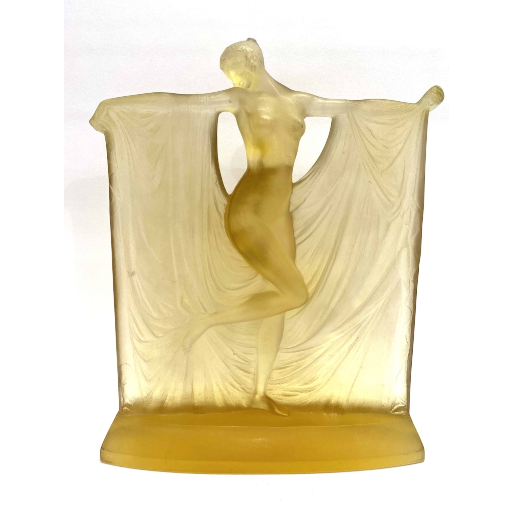 Statuette « Suzanne » verre jaune de René LALIQUE | Biron |||||