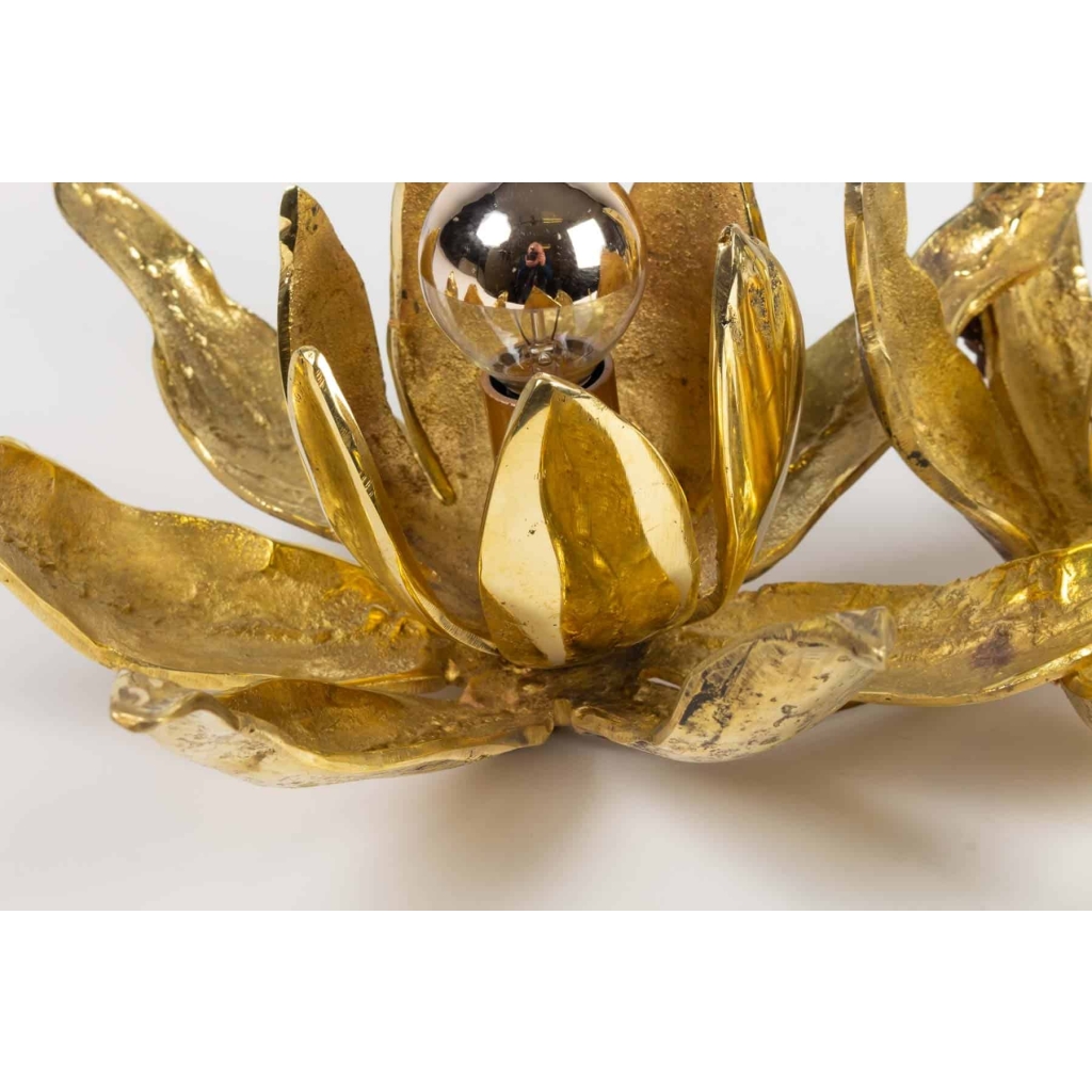 Grande Applique doubles modèle ‘Lotus » en Bronze de Paul Moerenhout, 1970. | Biron Grande Applique doubles modèle 'Lotus" en Bronze de Paul Moerenhout, 1970.
