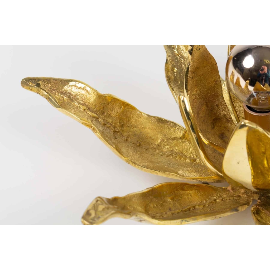 Grande Applique doubles modèle ‘Lotus » en Bronze de Paul Moerenhout, 1970. | Biron Grande Applique doubles modèle 'Lotus" en Bronze de Paul Moerenhout, 1970.