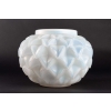 Vase « Languedoc » verre opalescent de René LALIQUE | Biron Vase « Languedoc » verre opalescent de René LALIQUE