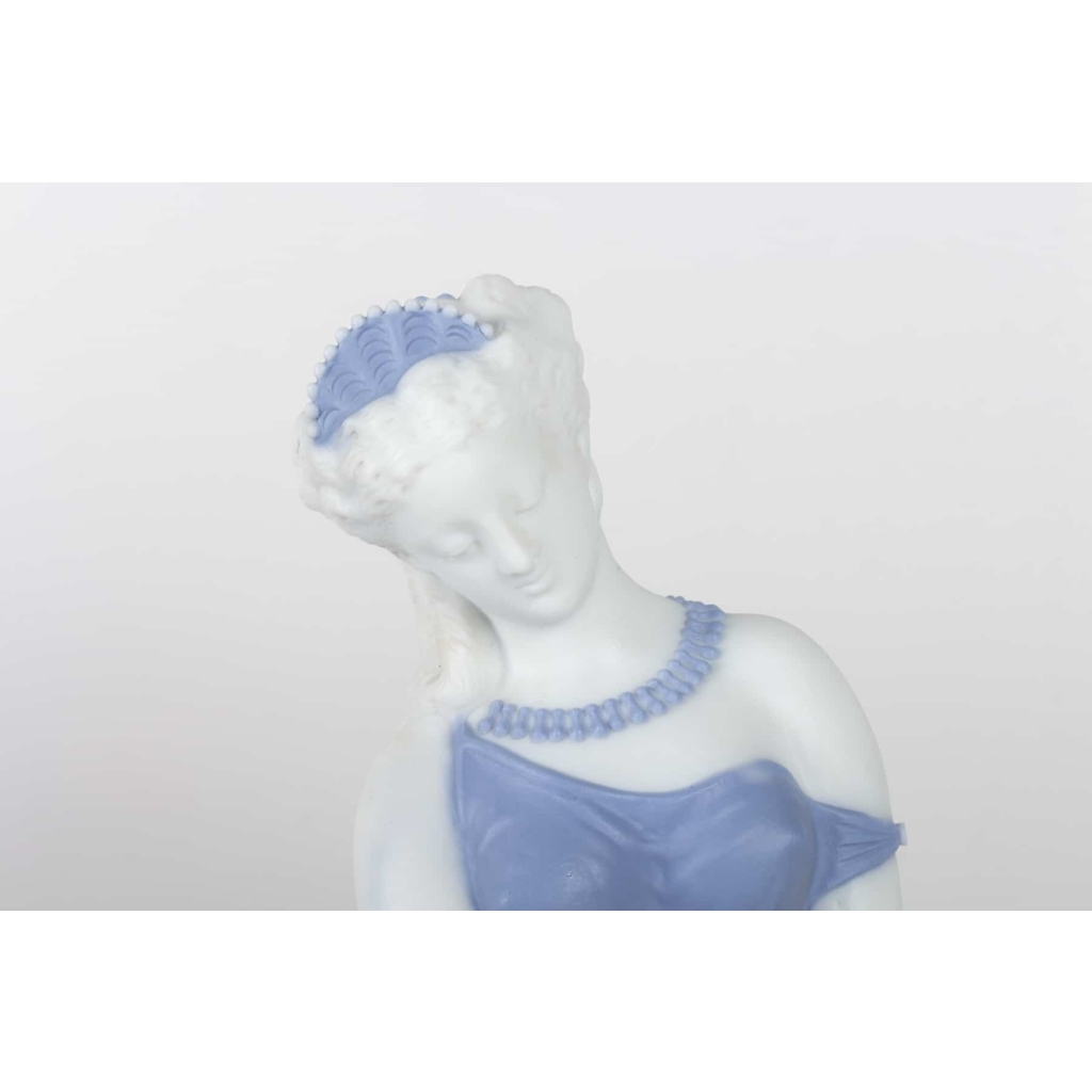Paire de Biscuits Léda et le cygne, Léda et l’aigle 1870 | Biron Paire de Biscuits Léda et le cygne, Léda et l'aigle 1870