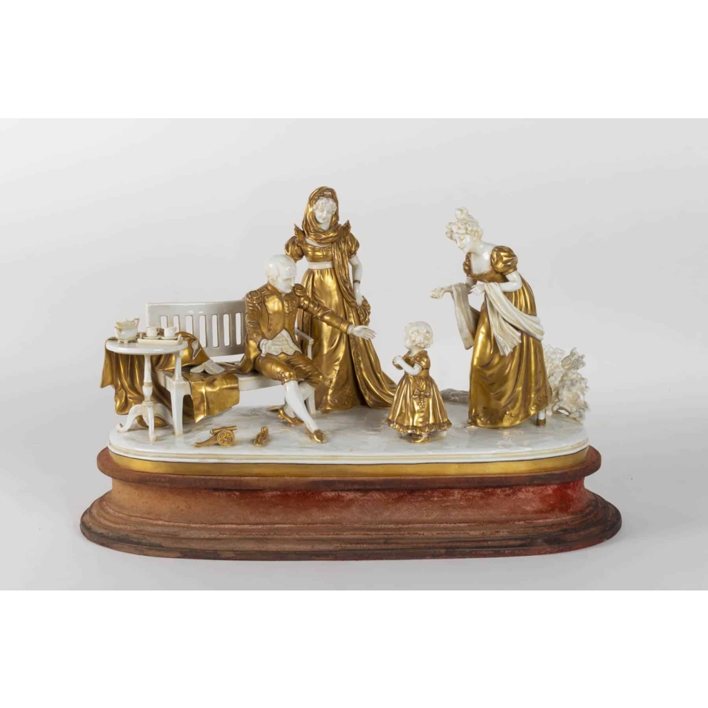 Groupe :Napoléon Ier et ses proches (porcelaine blanche et or )19e siècle | Biron |||||||||||||