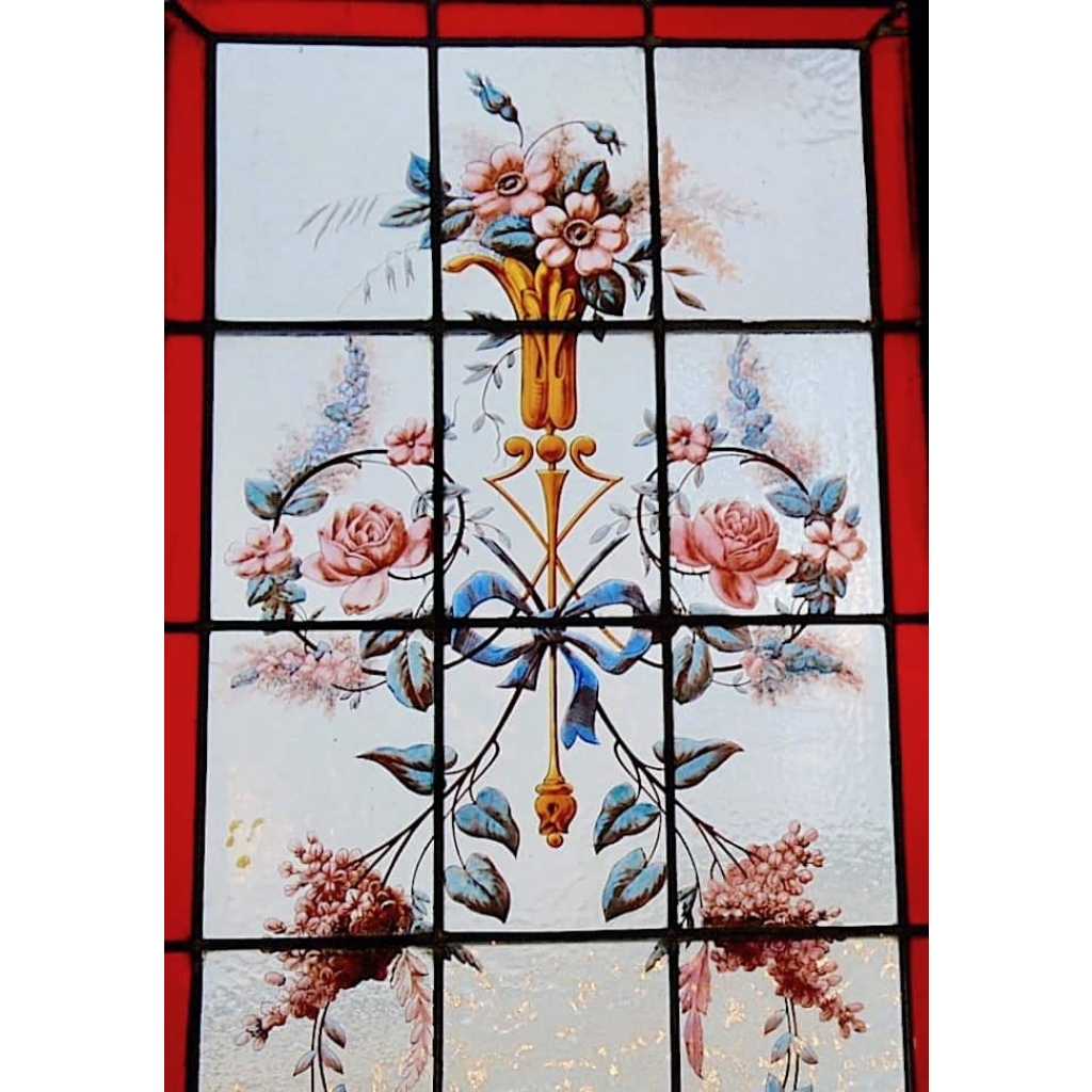 ENSEMBLE DE 4 VITRAUX FLEURIS ET COLORES REF V90 | Biron ENSEMBLE DE 4 VITRAUX FLEURIS ET COLORES REF V90