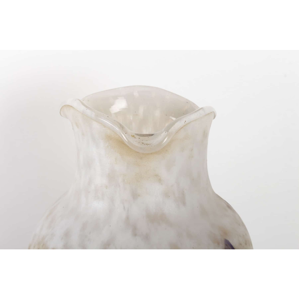 Grand Vase aux violettes, papillon et libellule DAUM Nancy | Biron Grand Vase aux violettes, papillon et libellule DAUM Nancy