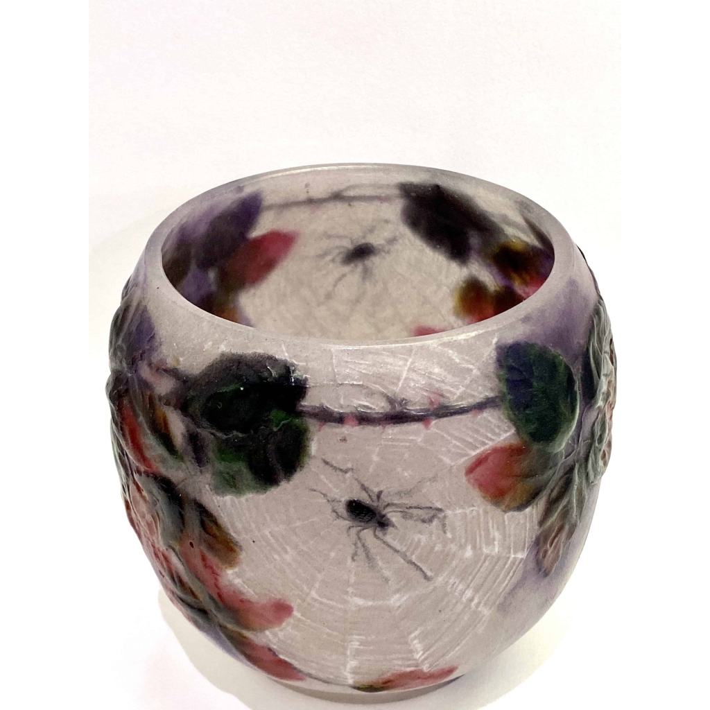 Vase « Araignées et Ronces » pâte de verre violette, rose et blanche de Gabriel ARGY-ROUSSEAU | Biron Vase "Araignées et Ronces" pâte de verre violette, rose et blanche de Gabriel ARGY-ROUSSEAU