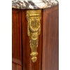 Petite commode d’époque Transition Louis XV – Louis XVI estampillée de J. Stumpff | Biron Petite commode d’époque Transition Louis XV - Louis XVI estampillée de J. Stumpff