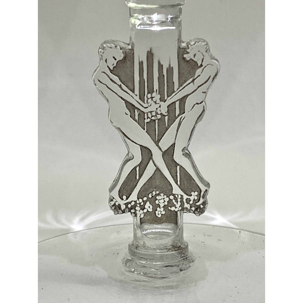 Suite de Six 6 Verres à Eau « Strasbourg » verre blanc patiné gris de René LALIQUE 15.5cm | Biron Suite de Six 6 Verres à Eau "Strasbourg" verre blanc patiné gris de René LALIQUE 15.5cm
