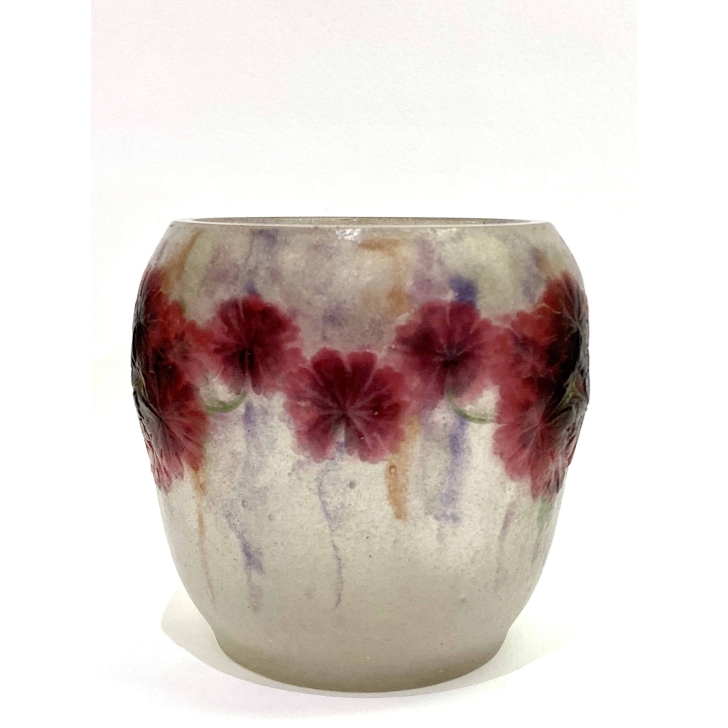 Vase « Géranium » pâte de verre rose, violette et blanche de Gabriel ARGY-ROUSSEAU | Biron Vase "Géranium" pâte de verre rose, violette et blanche de Gabriel ARGY-ROUSSEAU