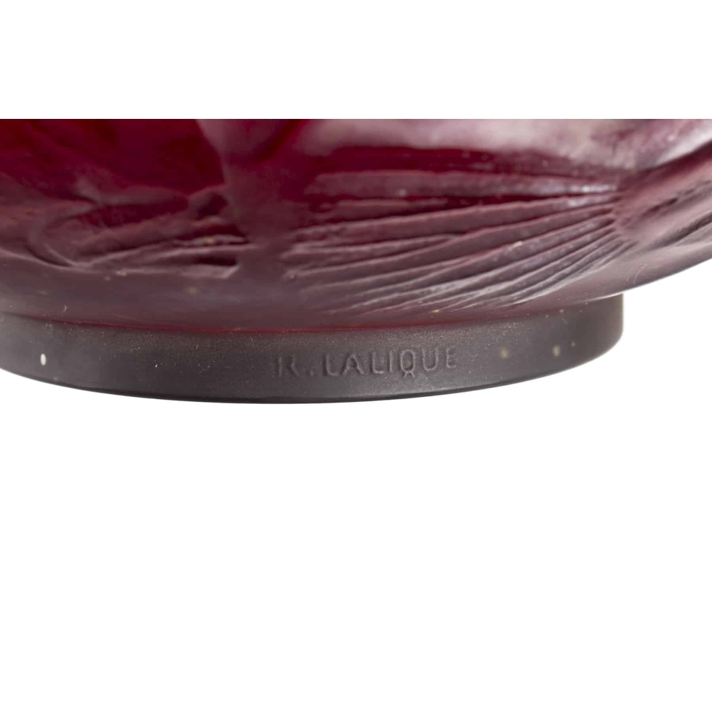 Vase « Poissons » verre rouge cerise de René LALIQUE | Biron Vase « Poissons » verre rouge cerise de René LALIQUE
