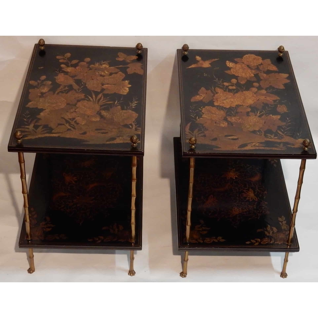 1950′ Paire de Tables Maison Baguès Decor Bambou en Bronze Doré Avec Plateaux Laque de Chine | Biron 1950' Paire de Tables Maison Baguès Decor Bambou en Bronze Doré Avec Plateaux Laque de Chine