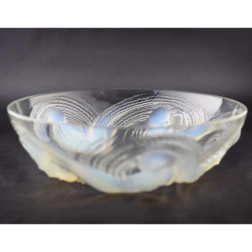 Coupe "Calypso" verre opalescent de René LALIQUE