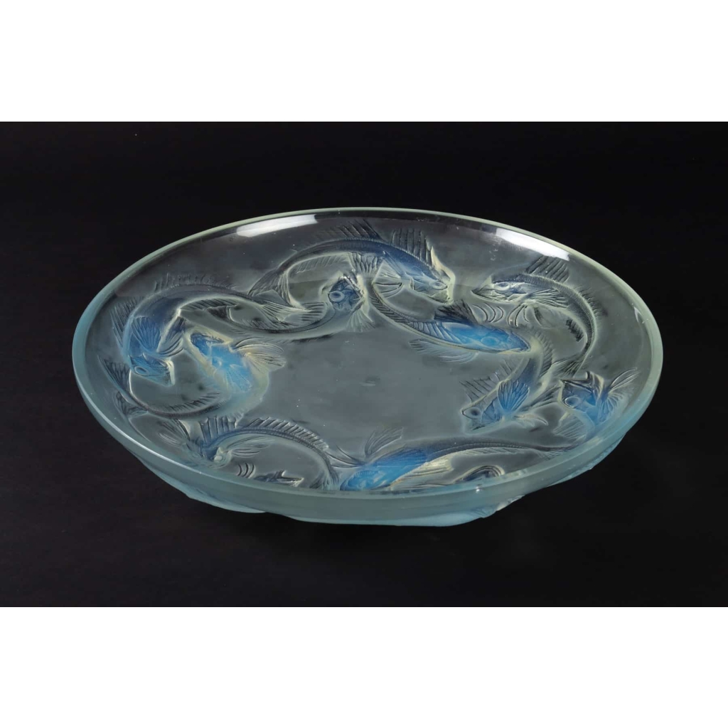 Coupe « Martigues » verre opalescent de René LALIQUE | Biron Coupe « Martigues » verre opalescent de René LALIQUE
