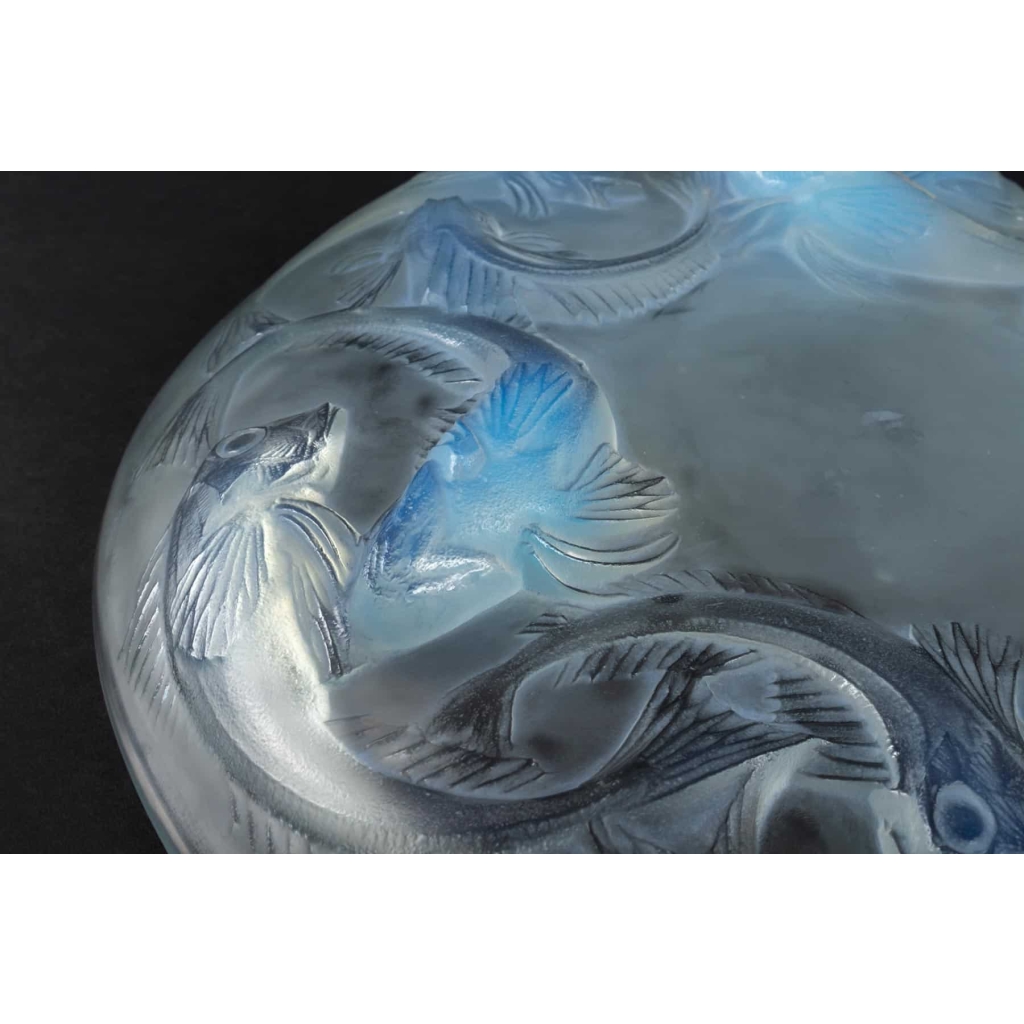 Coupe « Martigues » verre opalescent de René LALIQUE | Biron Coupe « Martigues » verre opalescent de René LALIQUE