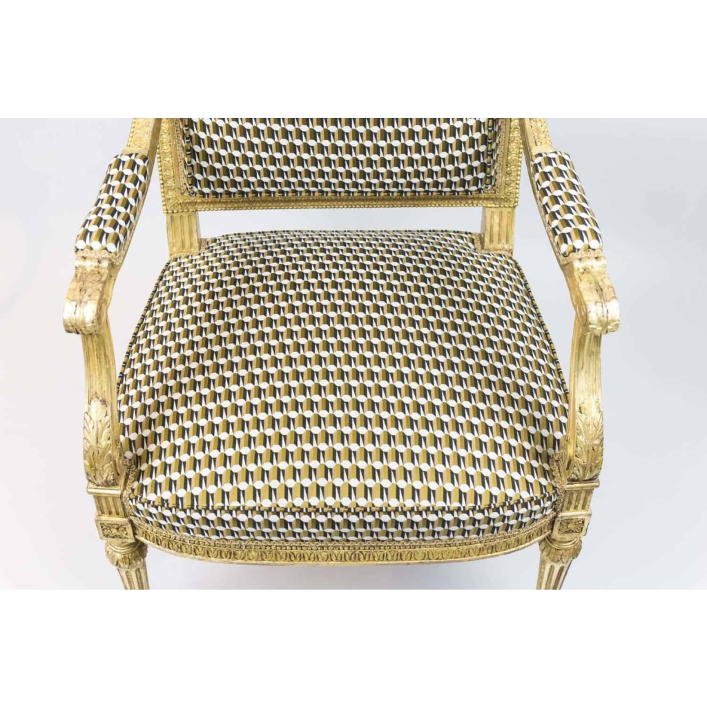 Paire de fauteuils style Louis XVI en bois doré, vers 1880 | Biron Paire de fauteuils style Louis XVI en bois doré, vers 1880
