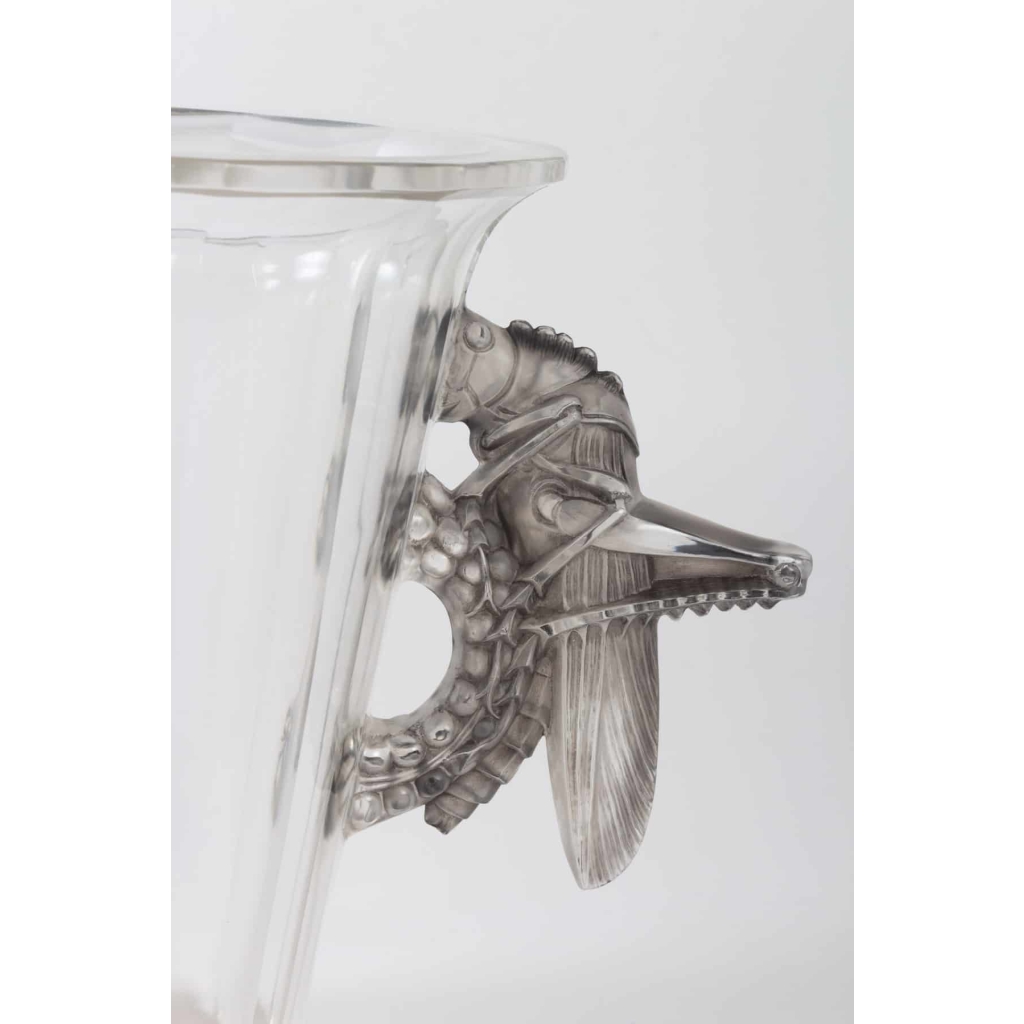 Vase « Grillons » cristal blanc moulé-pressé taillé et patiné gris de René LALIQUE | Biron Vase "Grillons" cristal blanc moulé-pressé taillé et patiné gris de René LALIQUE