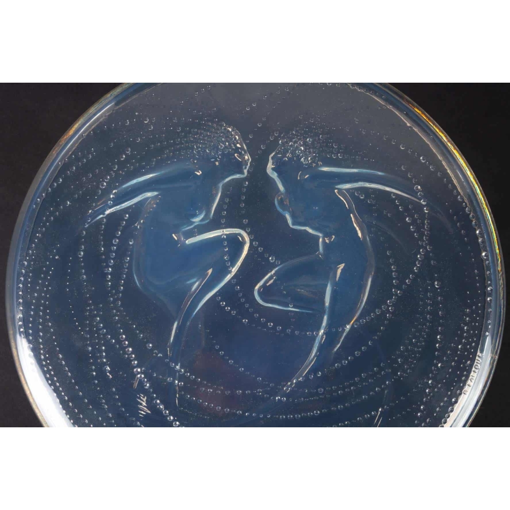 Boîte « Deux Sirènes » verre opalescent – base satin bleu de René LALIQUE | Biron Boîte « Deux Sirènes » verre opalescent - base satin bleu de René LALIQUE