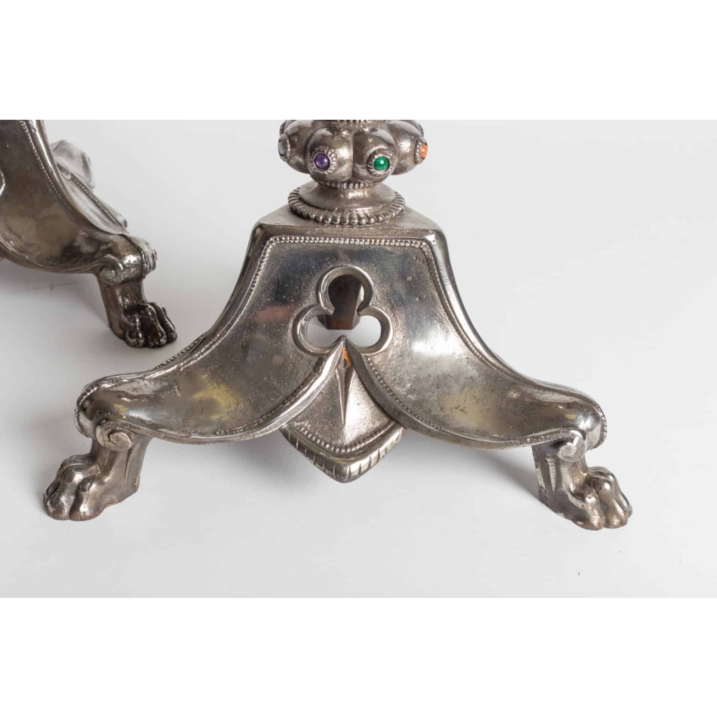 Paire de candélabres de style Gothique. XIXème. | Biron Paire de candélabres de style Gothique. XIXème.
