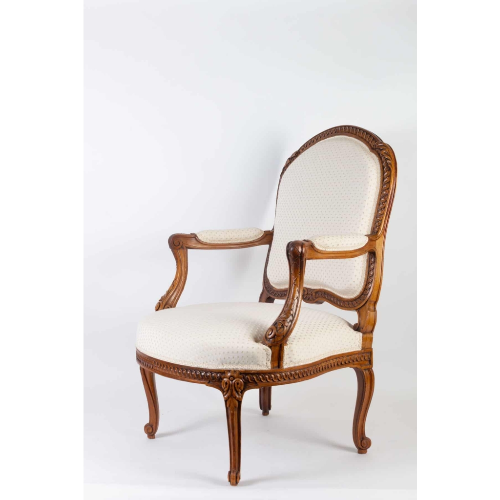 Suite de 4 Fauteuils de style Louis XV du 19e siècle | Biron Suite de 4 Fauteuils de style Louis XV du 19e siècle