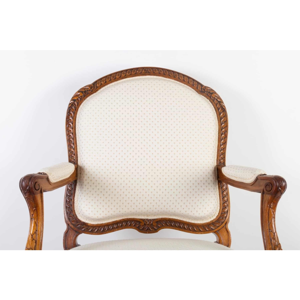 Suite de 4 Fauteuils de style Louis XV du 19e siècle | Biron Suite de 4 Fauteuils de style Louis XV du 19e siècle
