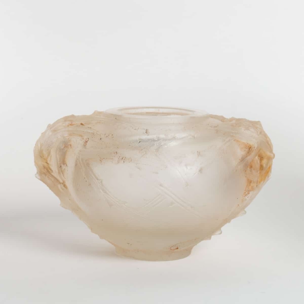 Vase « Deux Anses Entrelacs Épines » CP 395 – Moule 327 – verre soufflé-moulé à cire perdue – modèle unique de René LALIQUE – 1921 | Biron Vase « Deux Anses Entrelacs Épines » CP 395 - Moule 327 - verre soufflé-moulé à cire perdue - modèle unique de René LALIQUE - 1921