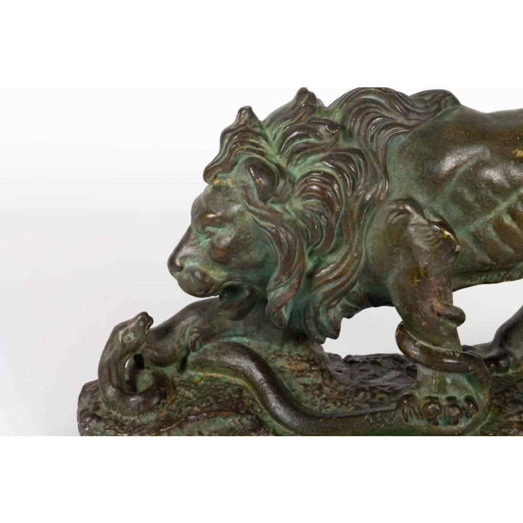 Sculpture en plâtre Lion et Serpent signée CAPOVANI | Biron Sculpture en plâtre Lion et Serpent signée CAPOVANI