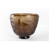 Vase Monumental « Antilopes et Feuillages » verre topaz profondément dégagé à l’acide de DAUM | Biron Vase Monumental « Antilopes et Feuillages » verre topaz profondément dégagé à l’acide de DAUM