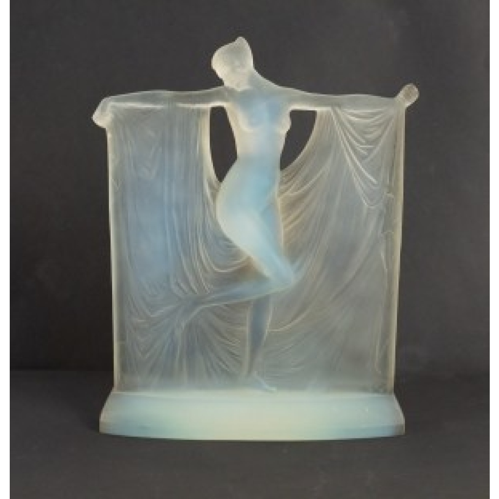 René Lalique Opalescent « Suzanne » Statuette | Biron ||