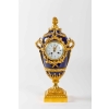 Pendule de style Louis XVi en bronze doré et émail bleu signée BEURDELEY | Biron ||||||||||