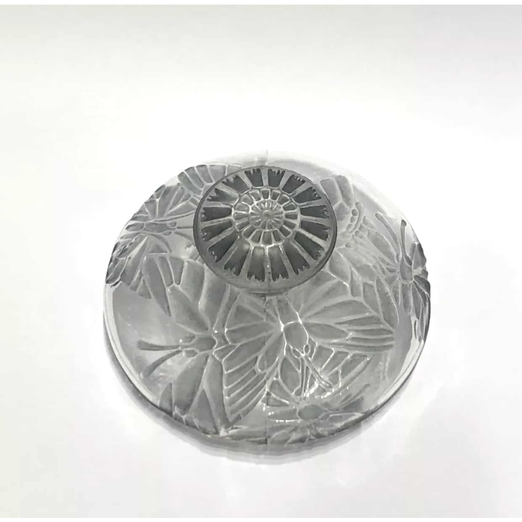 Flacon « Misti » en verre blanc patiné bleu de René LALIQUE pour L.T PIVER | Biron Flacon "Misti" en verre blanc patiné bleu de René LALIQUE pour L.T PIVER