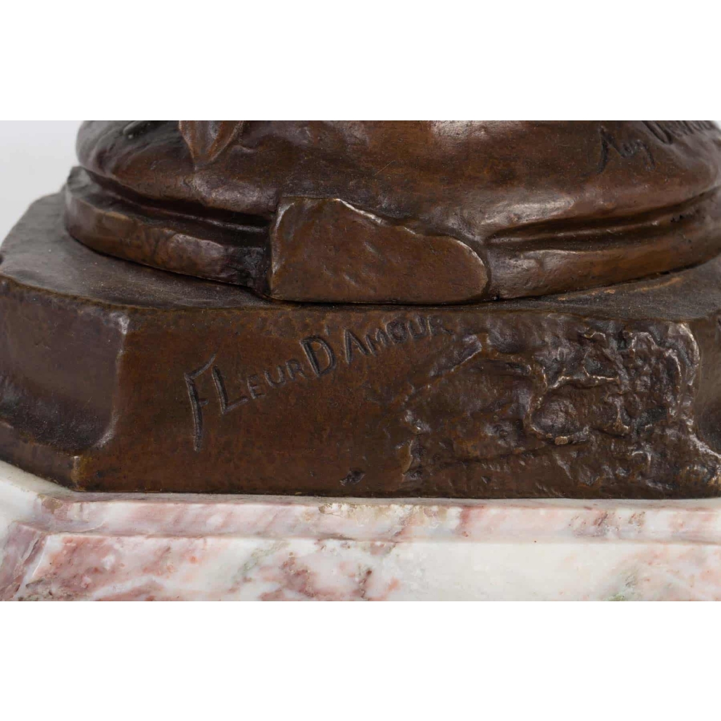 « Fleurs d’amour » Bronze signé Auguste DEWEVER | Biron "Fleurs d’amour" Bronze signé Auguste DEWEVER