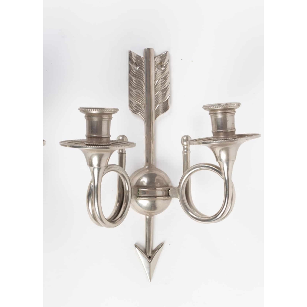 Paire d’appliques en bronze argenté à 2 lumières 20e siècle | Biron Paire d'appliques en bronze argenté à 2 lumières 20e siècle