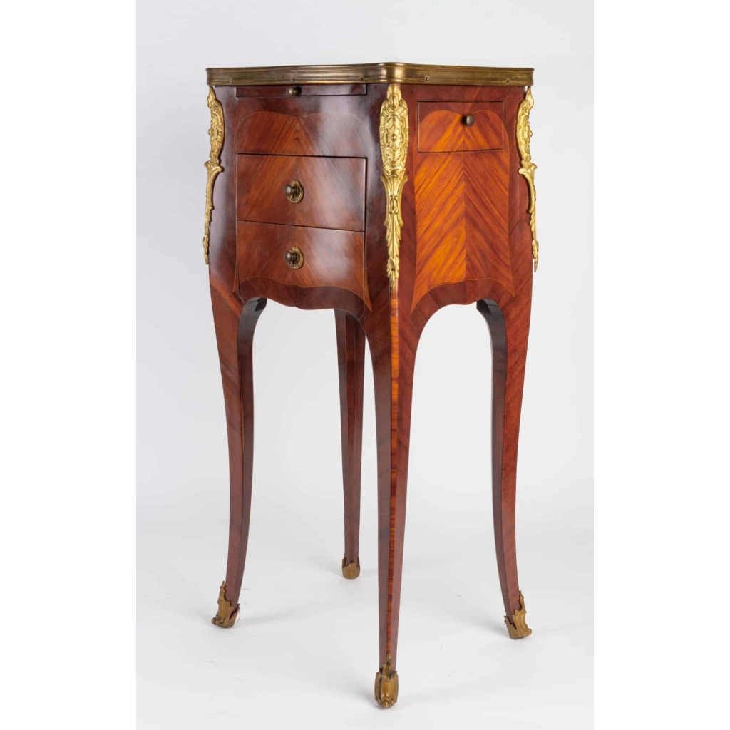Table de salon Style Louis XV. 19e siècle | Biron Table de salon Style Louis XV. 19e siècle