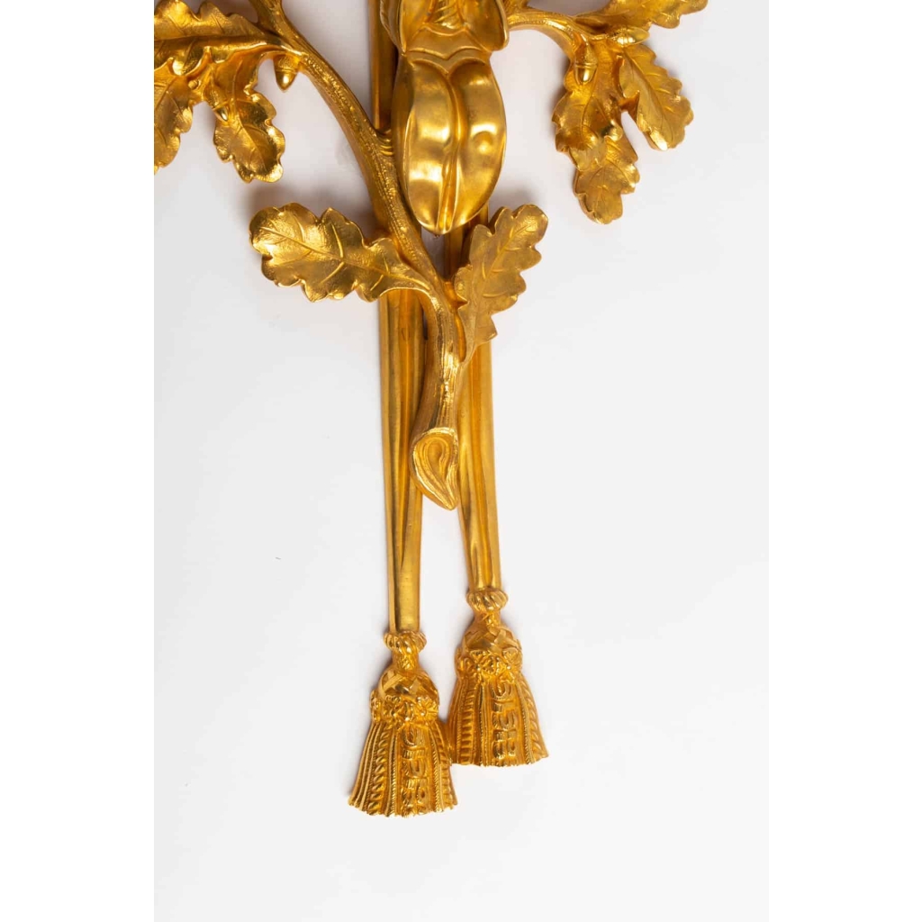 Suite de quatre importantes appliques de style Louis XVI. | Biron Suite de quatre importantes appliques de style Louis XVI.