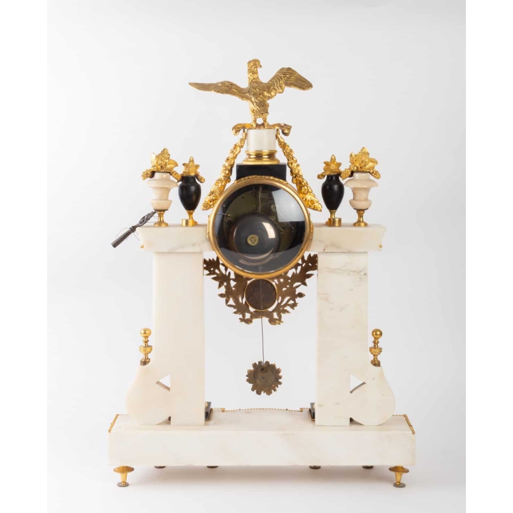 Pendule portique d'époque Louis XVI (1774 - 1793)