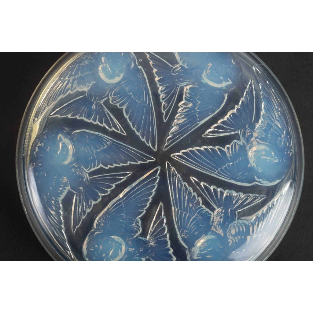 Boîte « Mésanges » verre opalescent de René LALIQUE