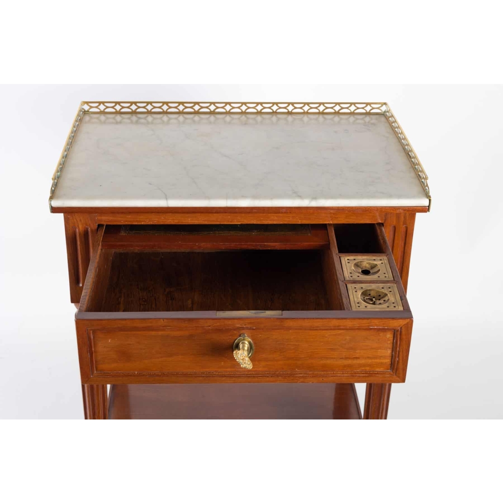 Petite table Louis XVI à écritoire en acajou estampillée CAUMONT 18e siècle | Biron Petite table Louis XVI à écritoire en acajou estampillée CAUMONT 18e siècle