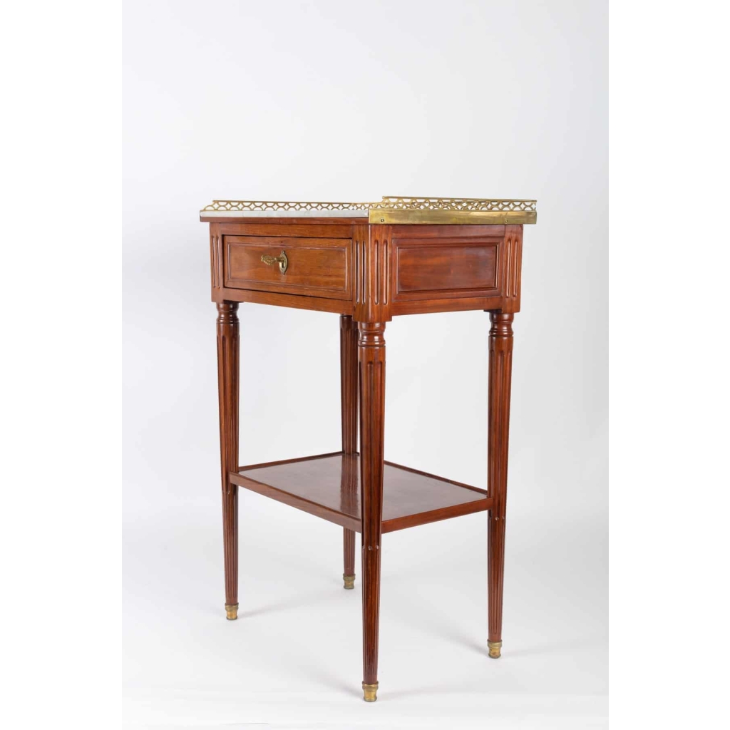 Petite table Louis XVI à écritoire en acajou estampillée CAUMONT 18e siècle | Biron Petite table Louis XVI à écritoire en acajou estampillée CAUMONT 18e siècle