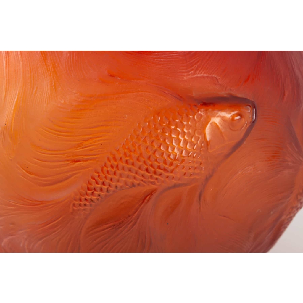 Vase « Formose » verre rouge orangé de René LALIQUE