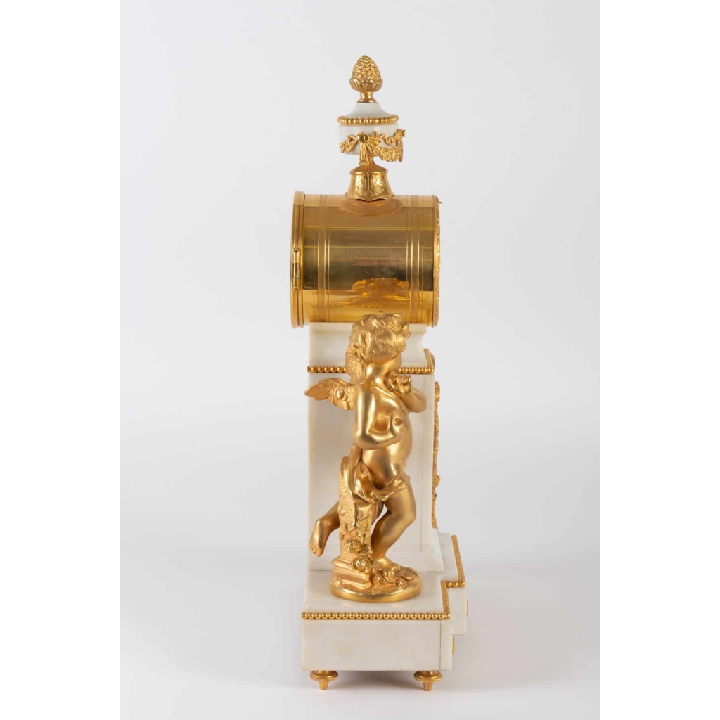 Pas de Deux-Pendule à figures de Chérubins dansant.XIXe, Style Louis XVI.