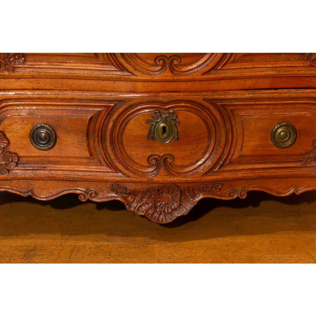 Commode Louis XV, XVIII ème siècle.