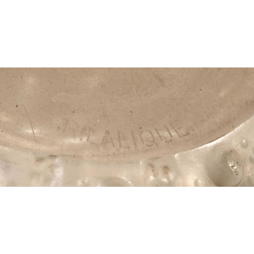 RENE LALIQUE Vase «Oursin» | Biron RENE LALIQUE Vase «Oursin»