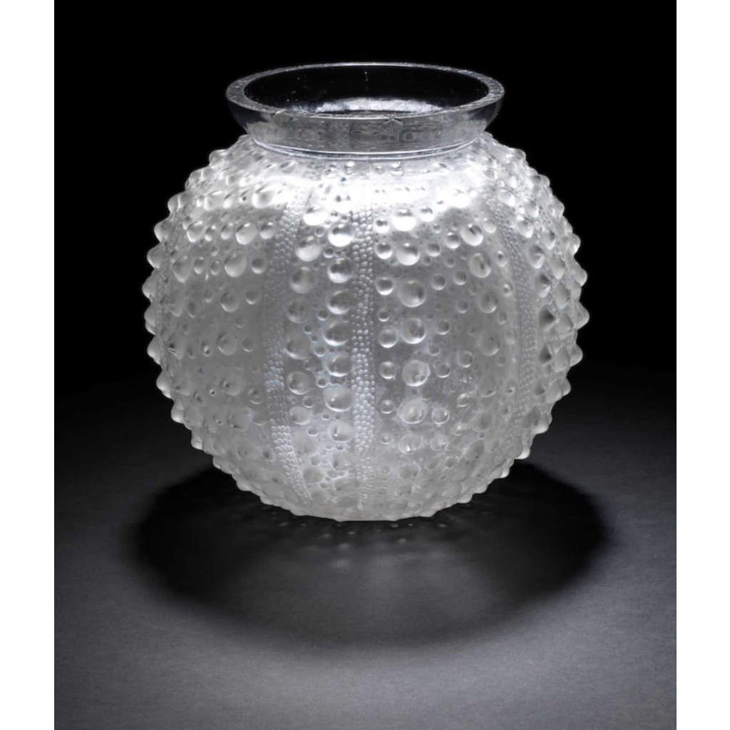 RENE LALIQUE Vase «Oursin» | Biron RENE LALIQUE Vase «Oursin»